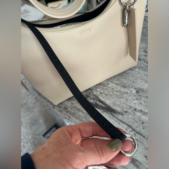 Baggu Cream Shoulder Bag NWT - Picture 4 of 5